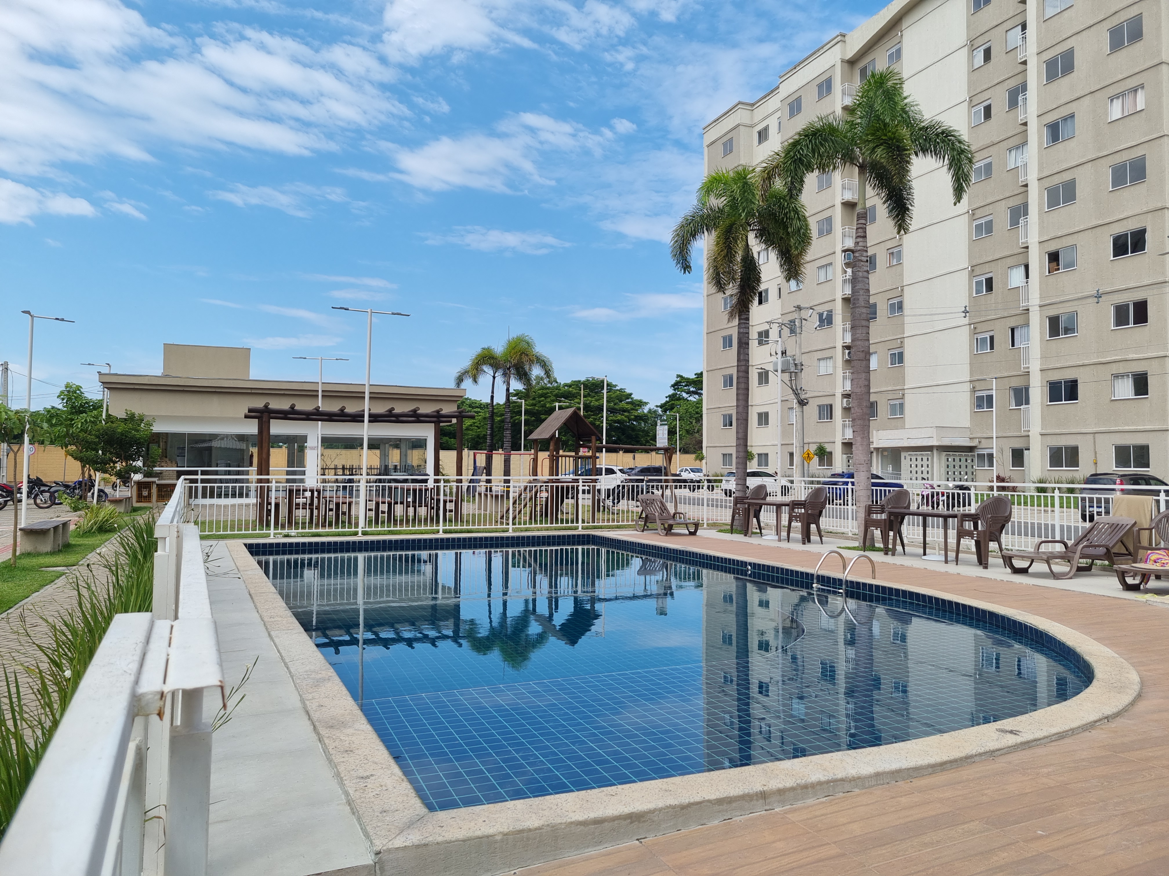 Piscina do condomínio